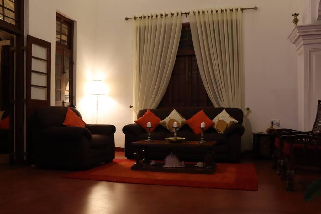 Colonial Residence Kandy Villa Luaran gambar