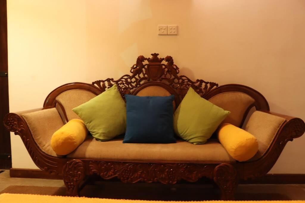 Colonial Residence Kandy Villa Luaran gambar
